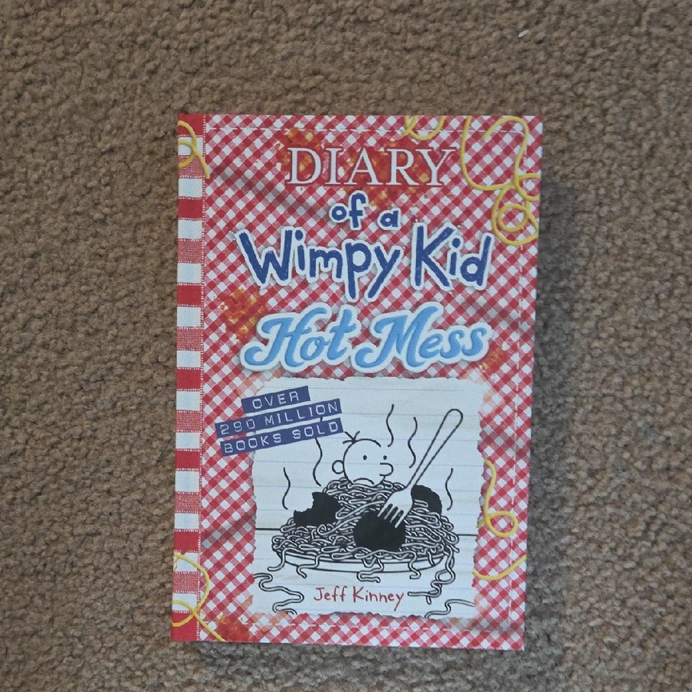 Diary of a Wimpy Kid: Hot Mess - Red Checkered Cover
